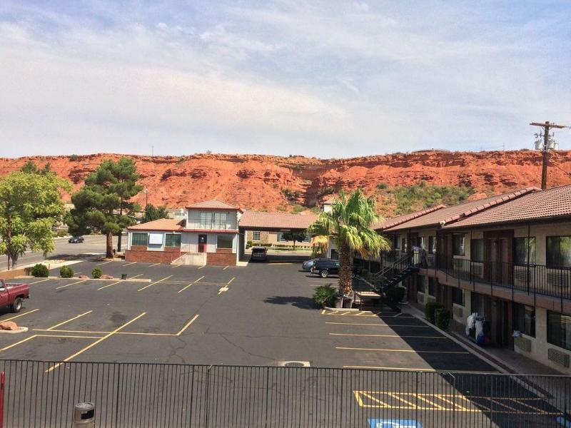 Rodeway Inn St George North - Near Pioneer Park Сент-Джордж Екстер'єр фото