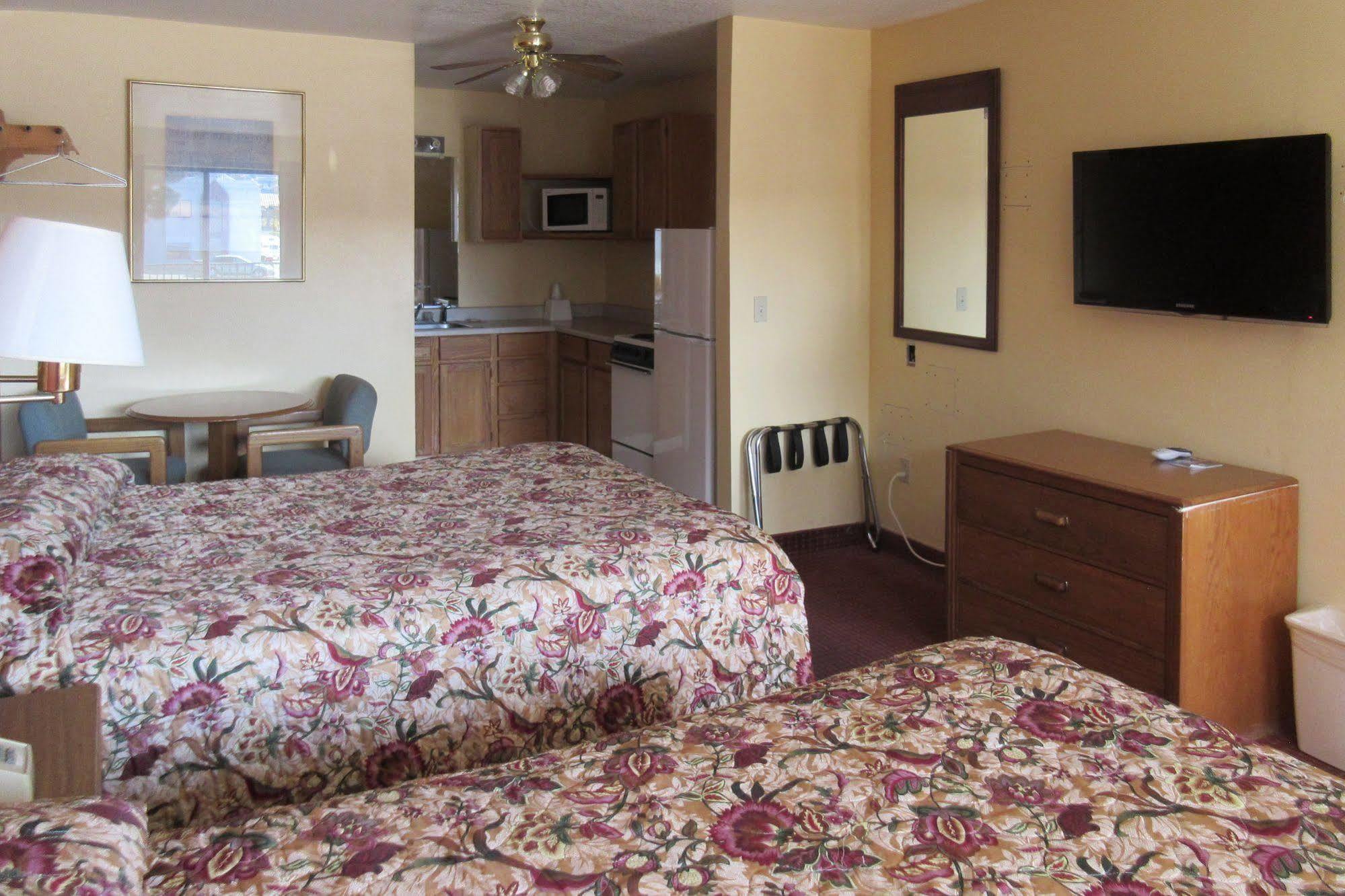Rodeway Inn St George North - Near Pioneer Park Сент-Джордж Екстер'єр фото